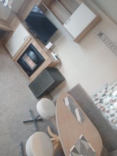 Caravan on Lyons winkups holiday park - Kinmel Bay - 2