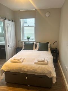 Luxury One Bedroom Apartment - Bristol - 3