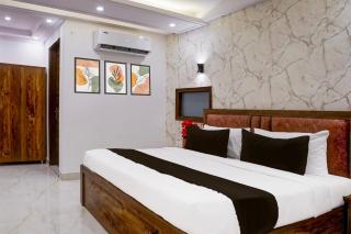 Townhouse HOTEL GRAND EMPORIO BY SBG NEAR VAISHALI METRO STATION - Ghaziabad - 7