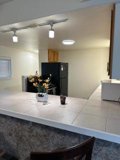 Cozy Cottage House A with Carport - Twin Falls - 3