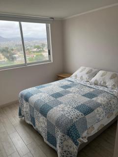 Depto amplio en condominio, sector 4 esquinas - 2