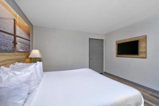 Days Inn by Wyndham Novato/San Francisco - Novato - 1