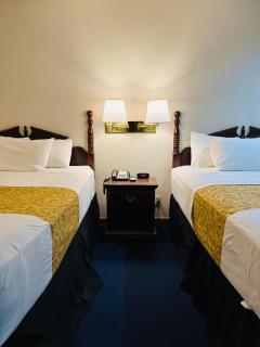 Denison Inn and Suites - Denison - 1