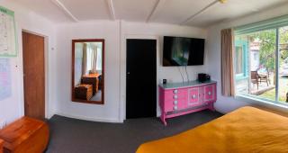Mid Century Beach Front Gem With Panoramic Views - 4