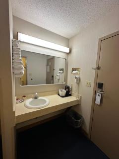 Denison Inn and Suites - Denison - 8