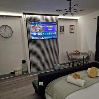 Balco Strata Studio - Nottingham - 5