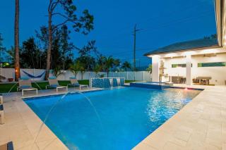Blue Diamond Beach Home - 1