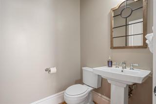 King Bed 2 Baths Near River Shopping Walk Savannah - Savannah - 4