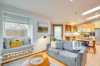 2 Mi to UO Cozy Retreat in Eugene! - 6