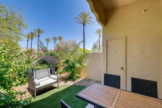 Patio and Pool Access Chic Scottsdale Townhome - Scottsdale - 9