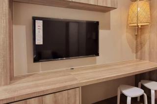 Cosmopolitan Comfort Makati 1 BR Wonder 300MB 2428 Internet - 0