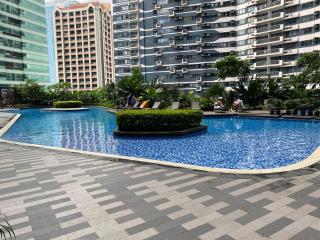 Cosmopolitan Comfort Makati 1 BR Wonder 300MB 2428 Internet - Manila - 9