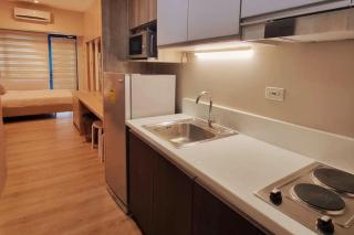 Cosmopolitan Comfort Makati 1 BR Wonder 300MB 2428 Internet - Manila - 7