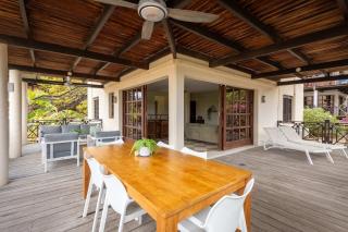 Elegant Getaway for Couples & Friends at Blue Bay - Willemstad - 1