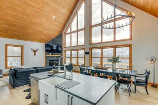 Stratton Mtn Ski Chalet with Giant Views in Winhall - Stocker Acres - 2