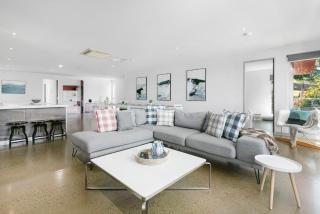 Complete Luxury Escape - Sleeps 30! - Rye - 1