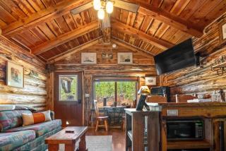 Trapper's Cabin, 7 Min To Glacier, Dogs Welcome - Coram - 1