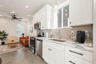 Swamp House Luxury Amenities Chic New 65 inch TV - 6