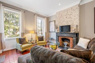 No Car Needed King Bed Balcony Abercorn And York - Savannah - 0