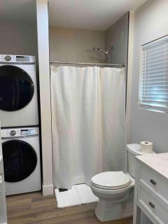 Country Charmer Single Story Cottage Pet Friendly - Loomis - 6