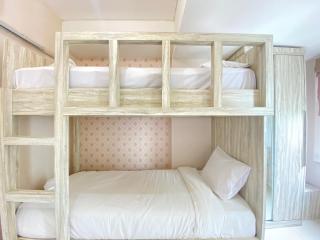 Nice and Cozy 2BR Apartment at Parahyangan Residence By Travelio - 3