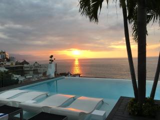 DTerrace Luxe 2bd 2ba Romantic Zone Los Muertos Beach and Pier - Puerto Vallarta - 5