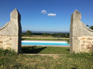 Gîte charmant avec piscine, jardin, et produits fermiers à Saint-André-d'Apchon - FR-1-496-142 - Saint-André-dʼApchon - 1