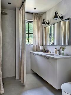 Cabin With Bali-Inspired Style On Tjörn - - 6