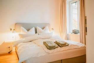 Modern Holiday Home With Charm And Swimming Pond - Wiefelstede - 9