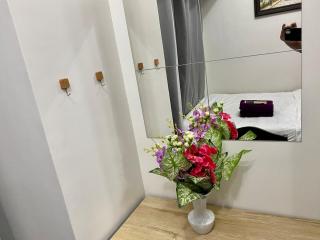 Cruise Ship Condo Escape Makati 300 Mbps Gym Swim Park 2271 - Manila - 5