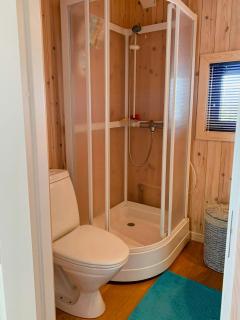 Maritime-Style Cabin Among The Torgaut Islands - 6