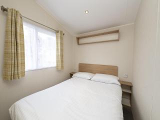Suncrest Caravan by Belvilla - Looe - 8