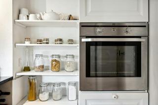 Timber-Framed With Bright And Idyllic Garden - 9