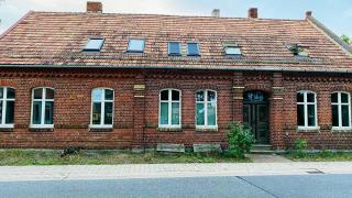 Idyllic Village House In Prignitz With Garden - - 7