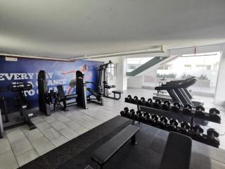 Aru Cozy Home 2BR With Infinity Pool @ Aru Suites - 5