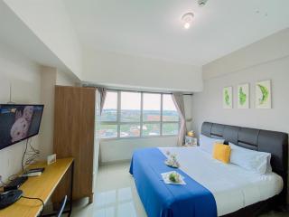 Restful and Minimalist Studio Springlake Summarecon Bekasi Apartment By Travelio - 5