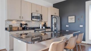 Chic Modern Condo in the Vibrant NuLu District - 9