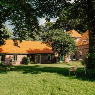 Modern Holiday Home With Charm And Swimming Pond - Wiefelstede - 8