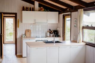 Family Home In Heather-Clad Landscape - 2
