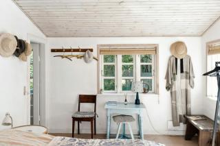 Romantic Cottage Amidst Tall Woodland Trees - Rørvig - 9