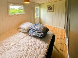 Fredfyldt Sommerhus Ved Ejby Ådal Og Isefjord - Kirke-Hyllinge - 8