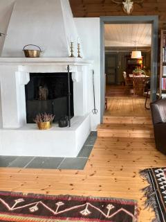 Family-Friendly Cabin By The Lake At Finnskogen - - 9
