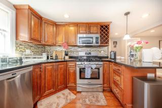 74R - 2BR - Quincy Romantic Stay near Downtown Quincy - Quincy - 3