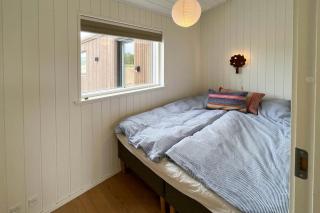 Elegant Minimalism In Cottage Near Vejle Fjord - 6