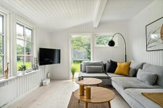 Bright And Classic House Near Høve Beach - Asnæs - 9