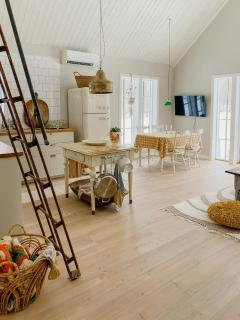 Summer Cabin Modern Elegance Meets Rural Charm - Ästad - 2