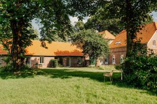 Bright Holiday Flat On Estate With Nature Views - Wiefelstede - 1