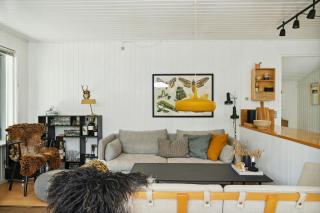 Among Trees In Cozy Home With Wood Stove - Kolind - 6