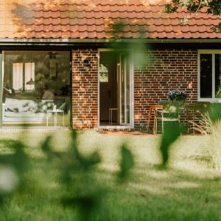 Modern Holiday Home With Charm And Swimming Pond - Wiefelstede - 4