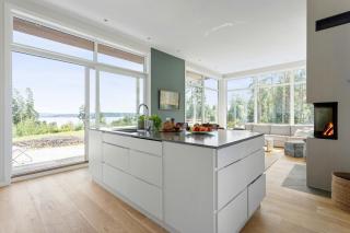 Spacious Cabin On Car-Free Island With View - Høvik - 3
